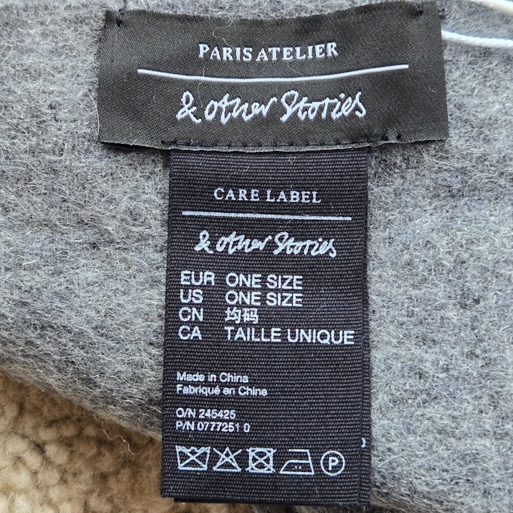 NWT 100% Wool Paris Atelier & Other Stories Grey Scarf - Picture 4 of 7